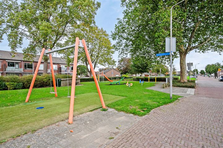 Bekijk foto 35 van Nassaustraat 127