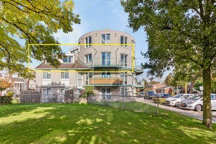 Foto 1 van Burgemeester van Tuyllpl 4