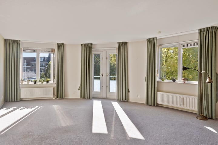 Foto 8 van Burgemeester van Tuyllpl 4