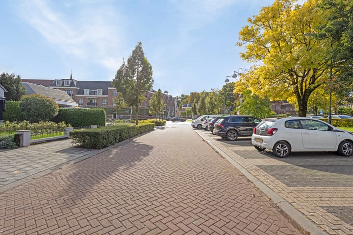 Foto 27 van Burgemeester van Tuyllpl 4