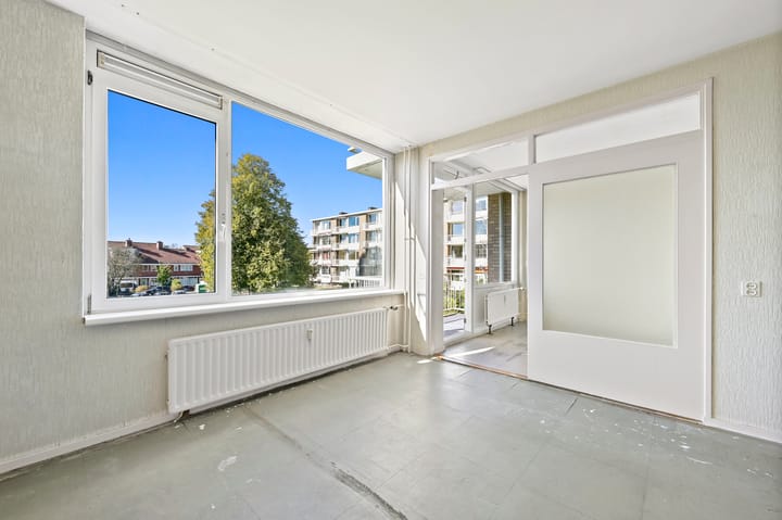 Photo 8 of Prins Hendrikplein 25