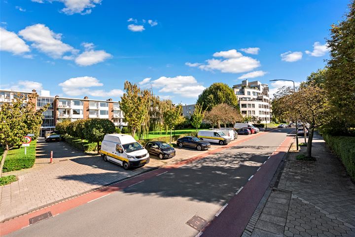 View photo 22 of Prins Hendrikplein 25