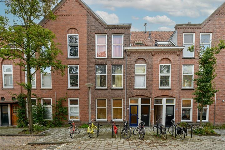 Bekijk foto 1 van Cornelis Trompstraat 72