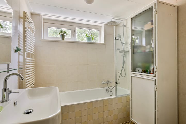 Foto 5 van Duiker 24