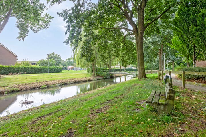 Foto 32 van Duiker 24