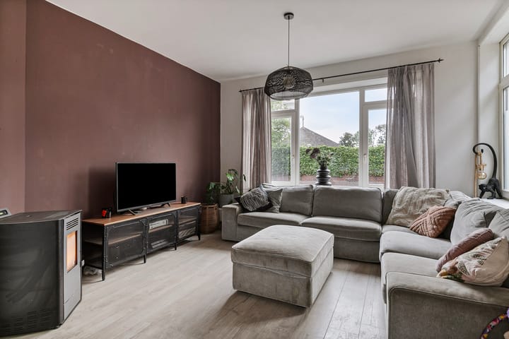 Photo 10 of Watertorenstraat 12