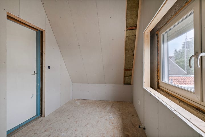 Photo 26 of Watertorenstraat 12