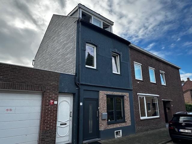 Buying a house in The Netherlands., Gulperstraat 7