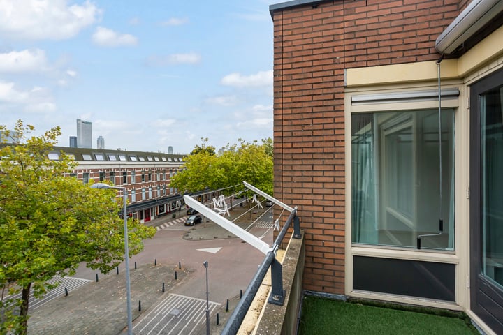 Bekijk foto 19 van Damstraat 46