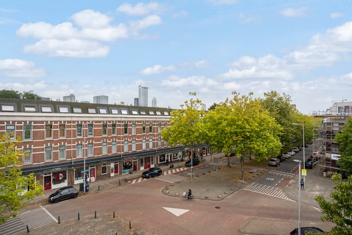 Foto 20 van Damstraat 46