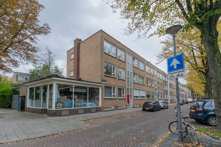 Bekijk foto 1 van Walchersestraat 84-B