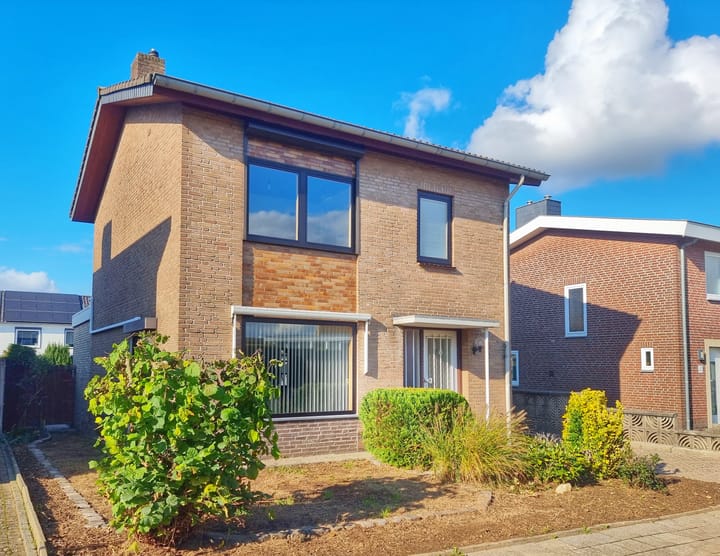 Photo 34 of Persoonstraat 42