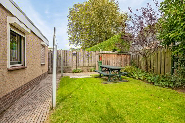 Foto 22 van Dijkstraat 48