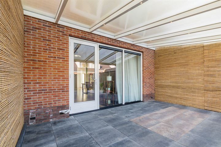 Bekijk foto 34 van P Dubbeldamstraat 19