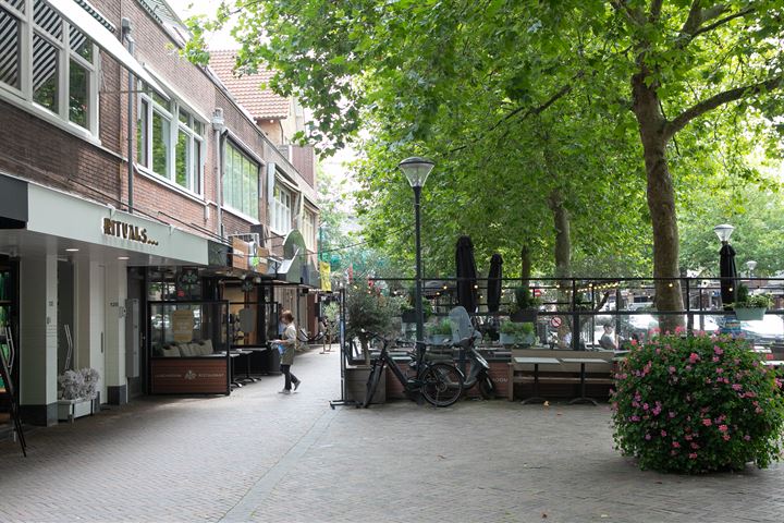 View photo 48 of Valkenburgerlaan 18