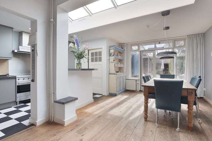 Foto 16 van Helmondselaan 51