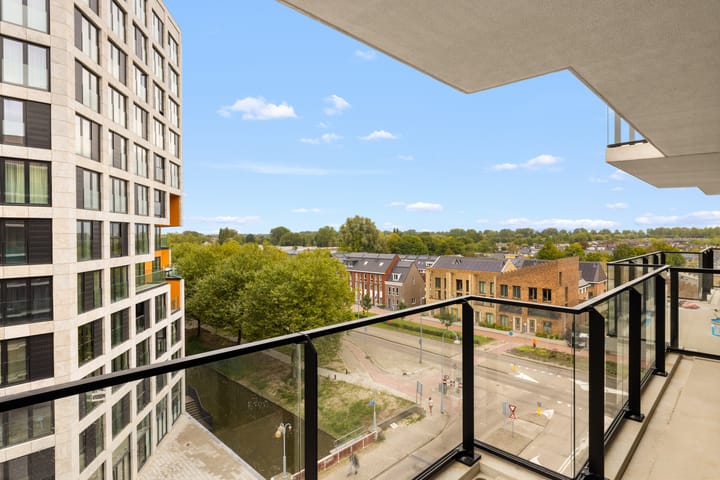 Foto 23 van Niemeyerstraat 59