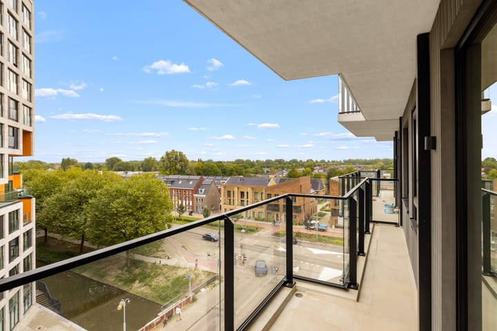 Foto 24 van Niemeyerstraat 59