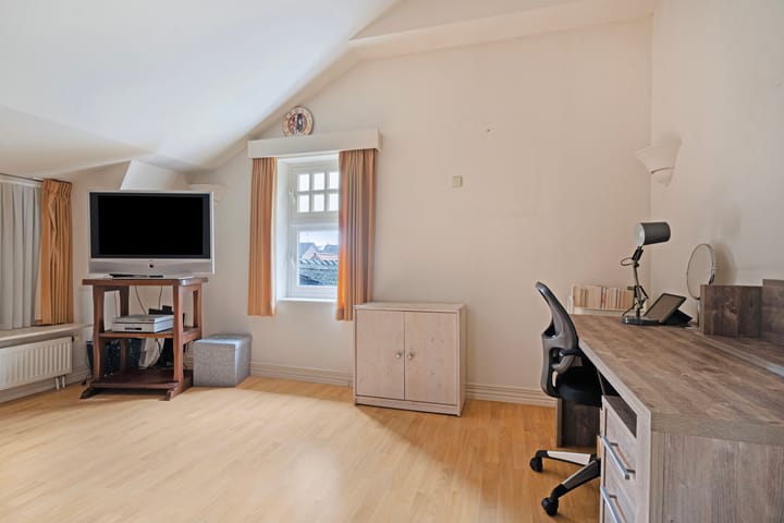 Foto 21 van Houtse Parallelweg 112