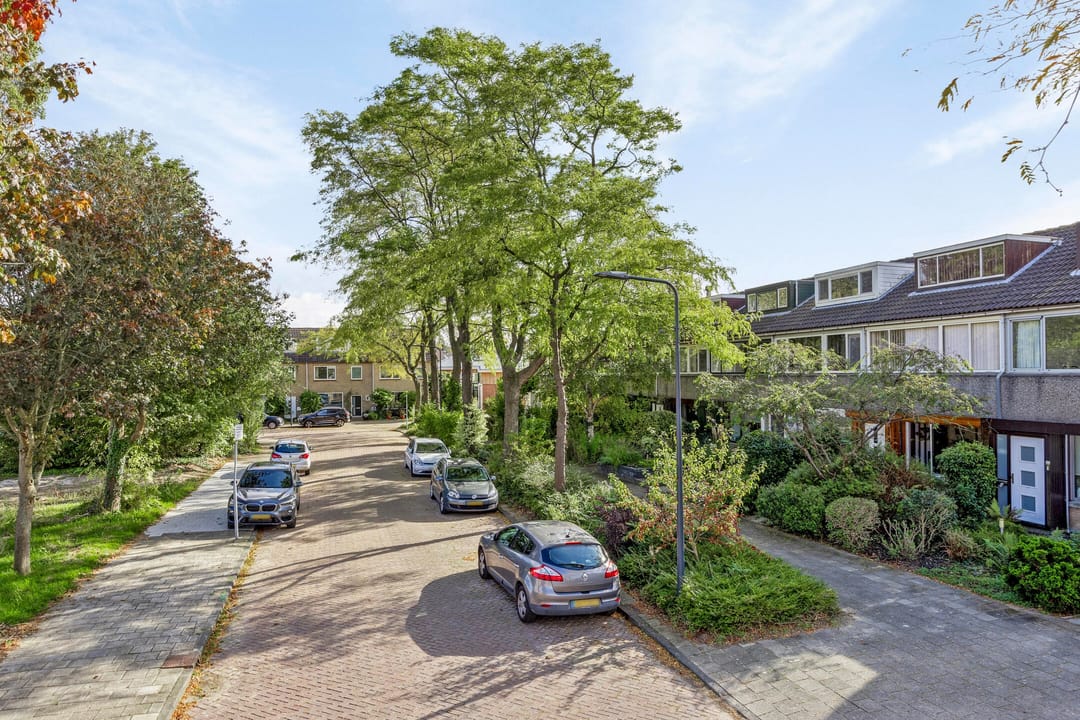 Photo 2 of Carneoolstraat 54