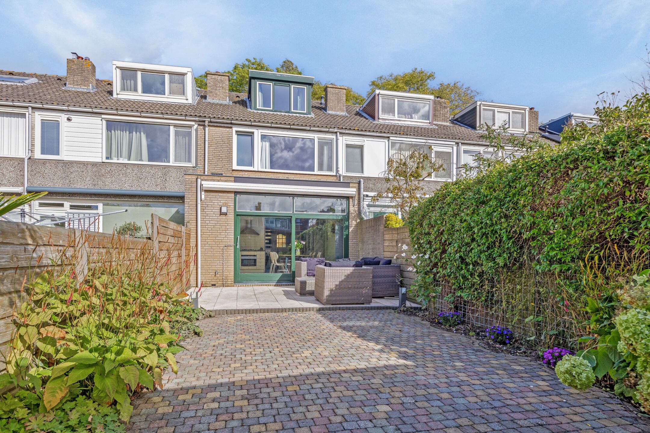 Photo 3 of Carneoolstraat 54