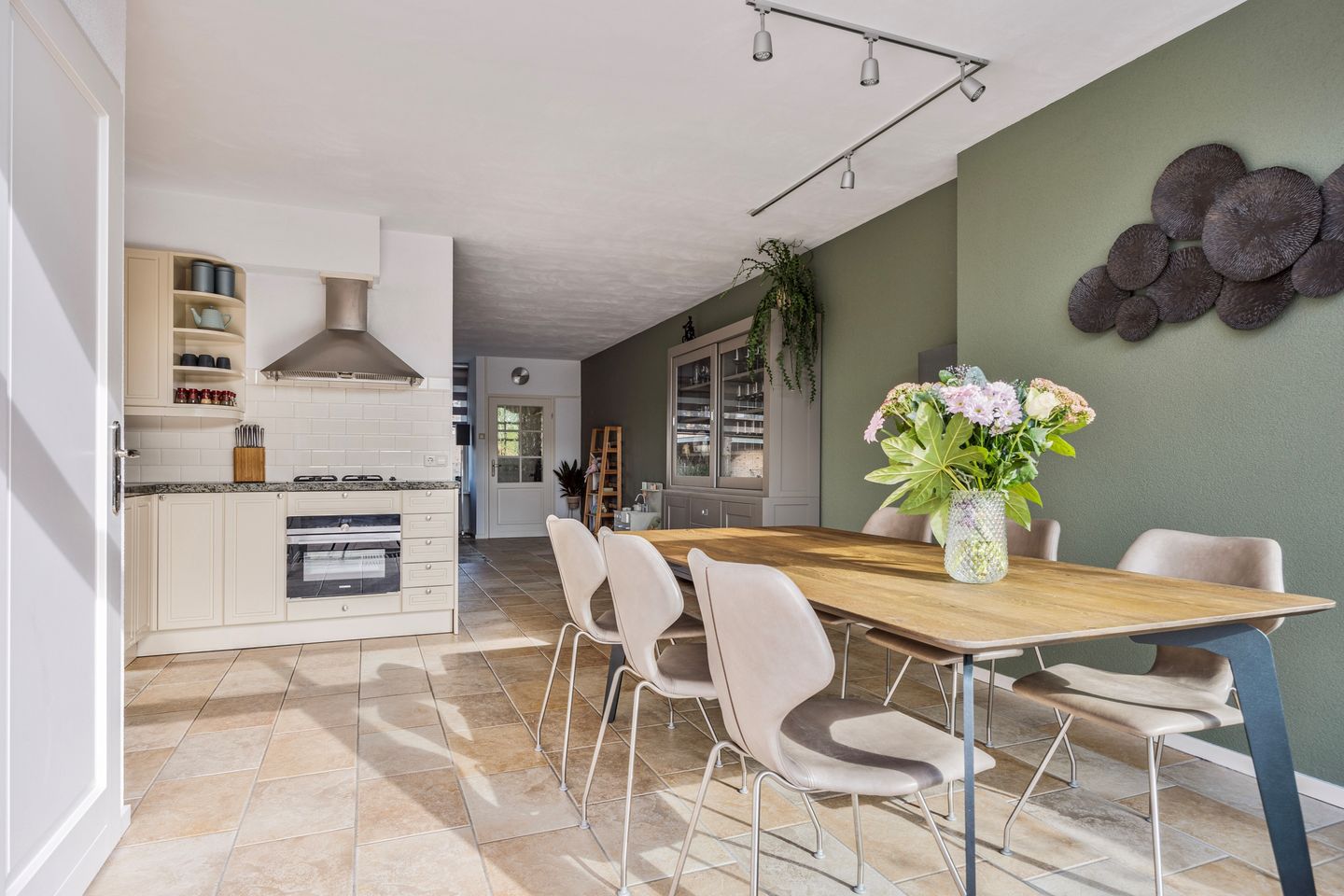 Photo 10 of Carneoolstraat 54