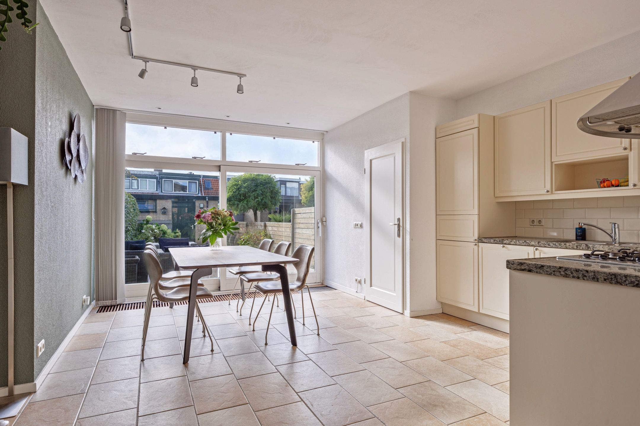 Photo 15 of Carneoolstraat 54