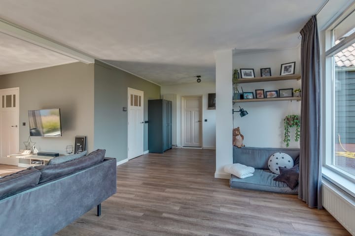 Foto 10 van Stationsweg 24-A