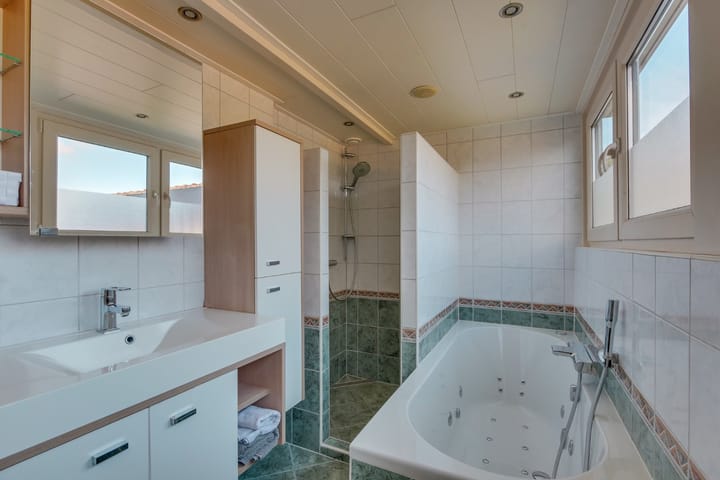 Foto 38 van Stationsweg 24-A