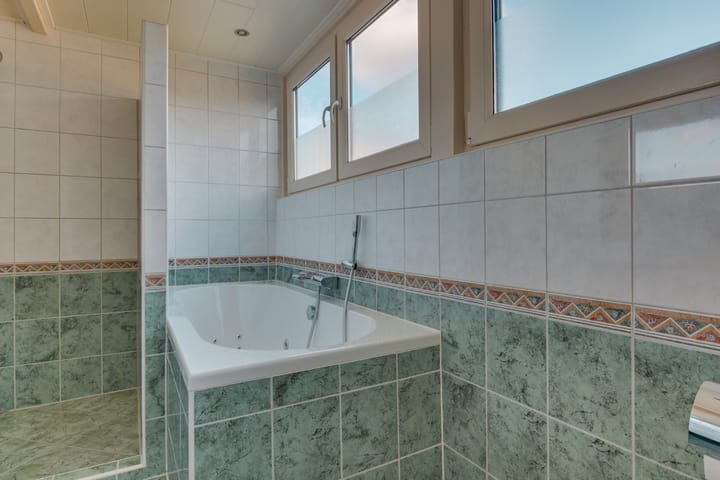 Foto 39 van Stationsweg 24-A