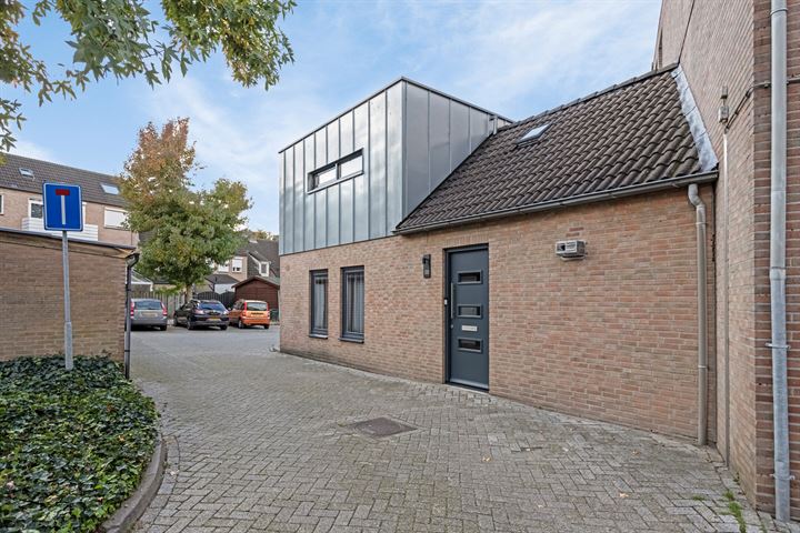 View photo 35 of Kapelstraat 123