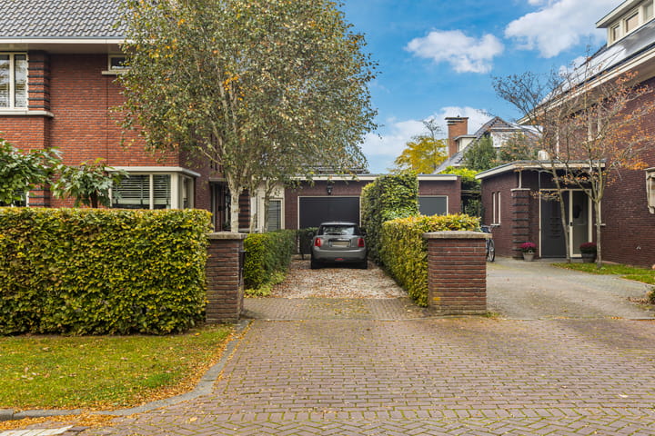 Foto 12 van Romanovhof 25