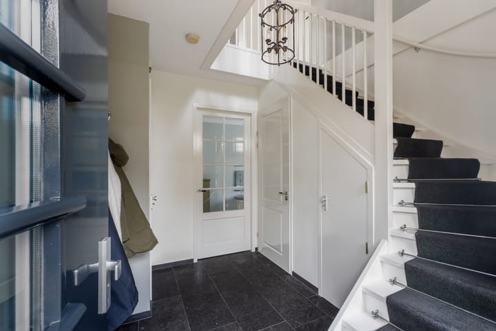 Foto 16 van Romanovhof 25