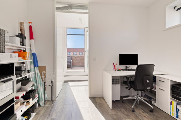 Foto 24 van De Willem Ruysstraat 1