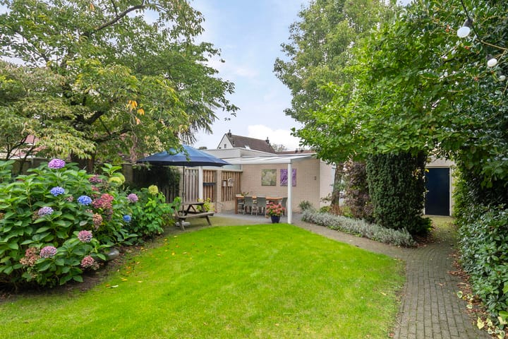 Foto 41 van Leemrand 8