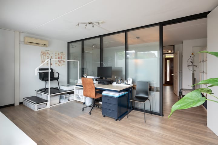 Foto 7 van Raadhuisplein 12