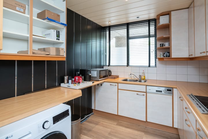 Foto 9 van Raadhuisplein 12