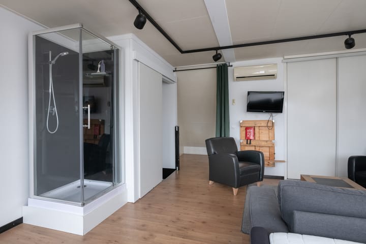 Foto 21 van Raadhuisplein 12