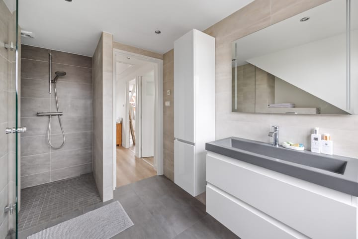 Foto 40 van Buitenruststraat 37