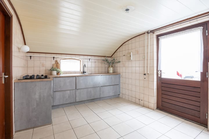 Foto 15 van Waarderweg 13