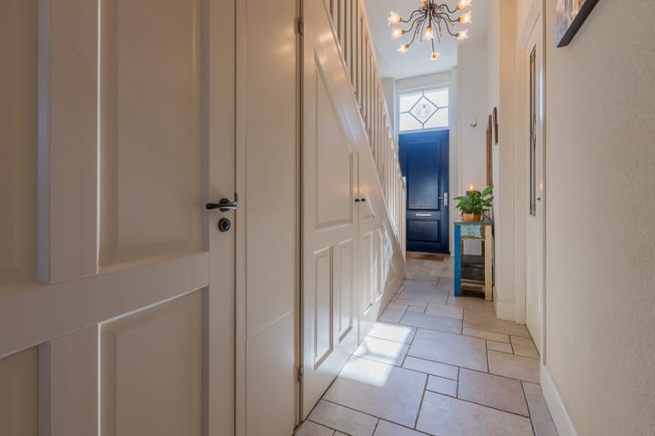 Photo 7 of Zuidsingel 36