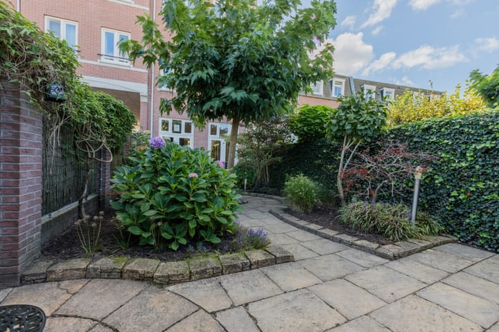 Photo 41 of Zuidsingel 36