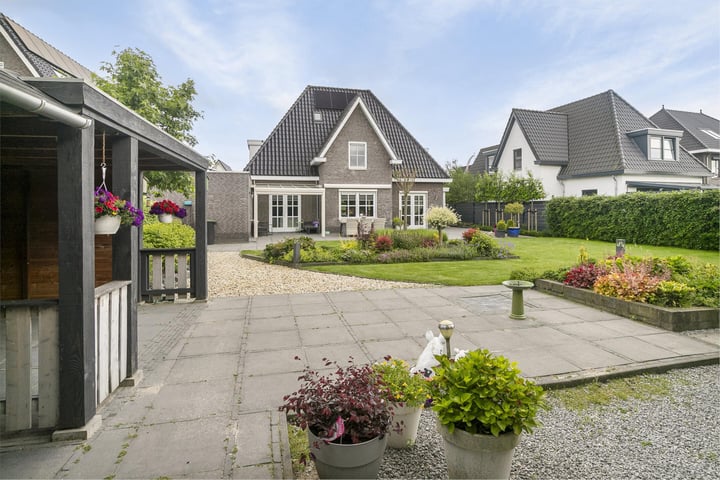 View photo 32 of Groenendaal 17