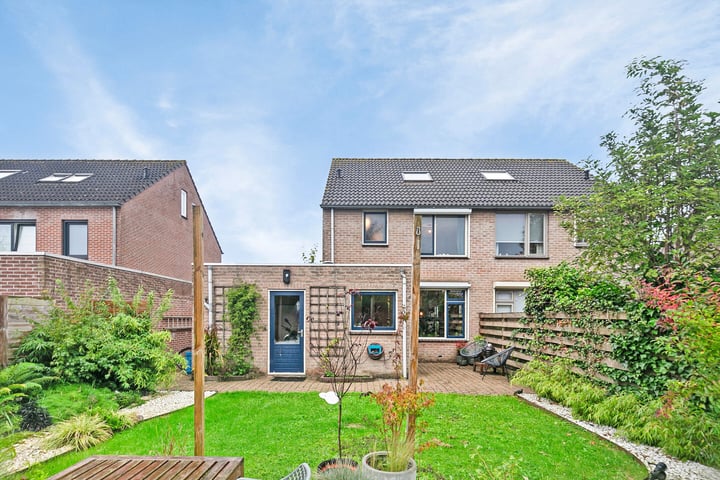 View photo 19 of Willem Tellstraat 22