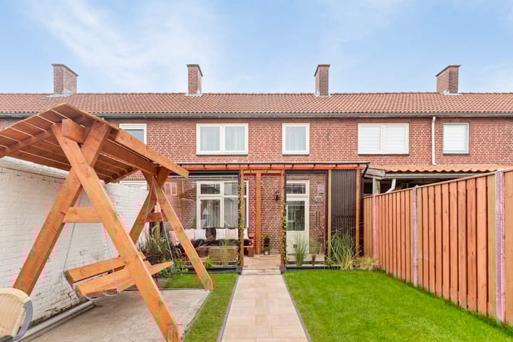 Foto 23 van Pinksterbloemstraat 11