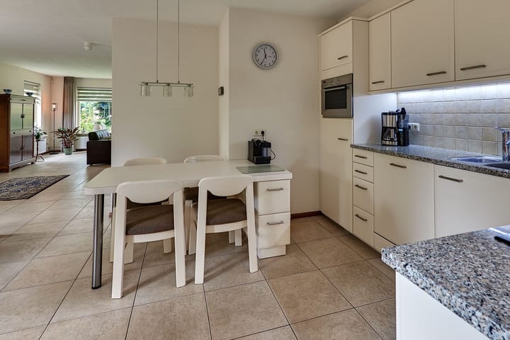 Foto 22 van Burgemeester Numanlaan 19