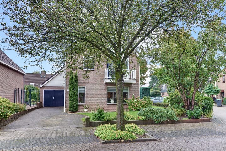 Foto 69 van Burgemeester Numanlaan 19