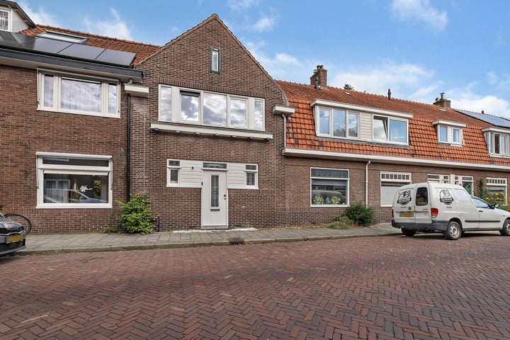 View photo 1 of Korenbloemstraat 61