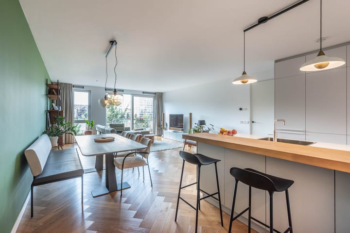 Photo 14 of Faas Wilkesstraat 217