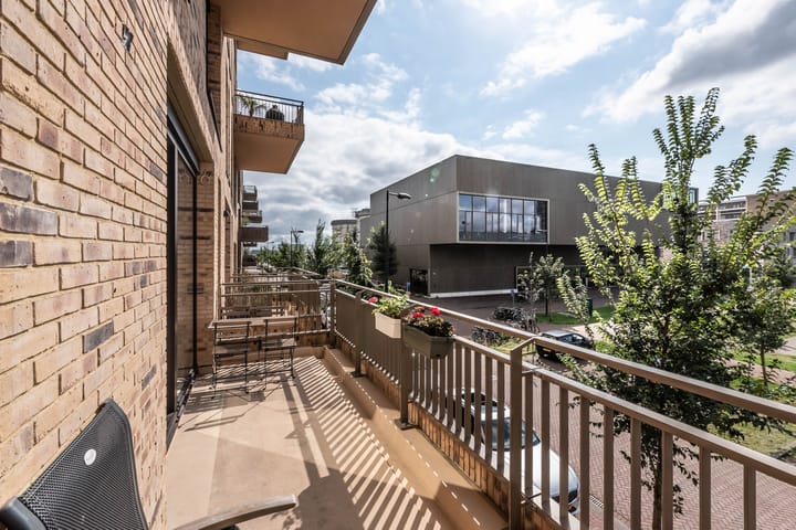 Photo 15 of Faas Wilkesstraat 217